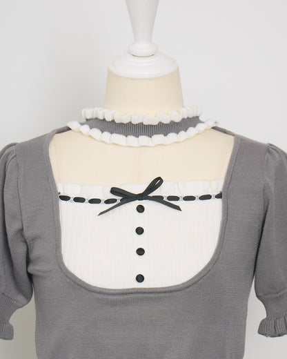 チョーカーフリルヨーク切替ニット
