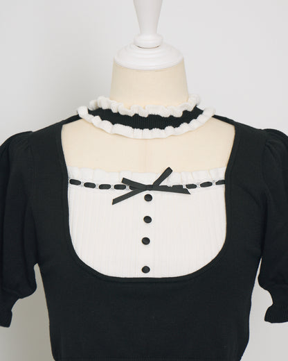 チョーカーフリルヨーク切替ニット