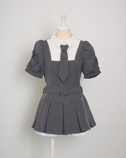 カラー：グレーストライプ