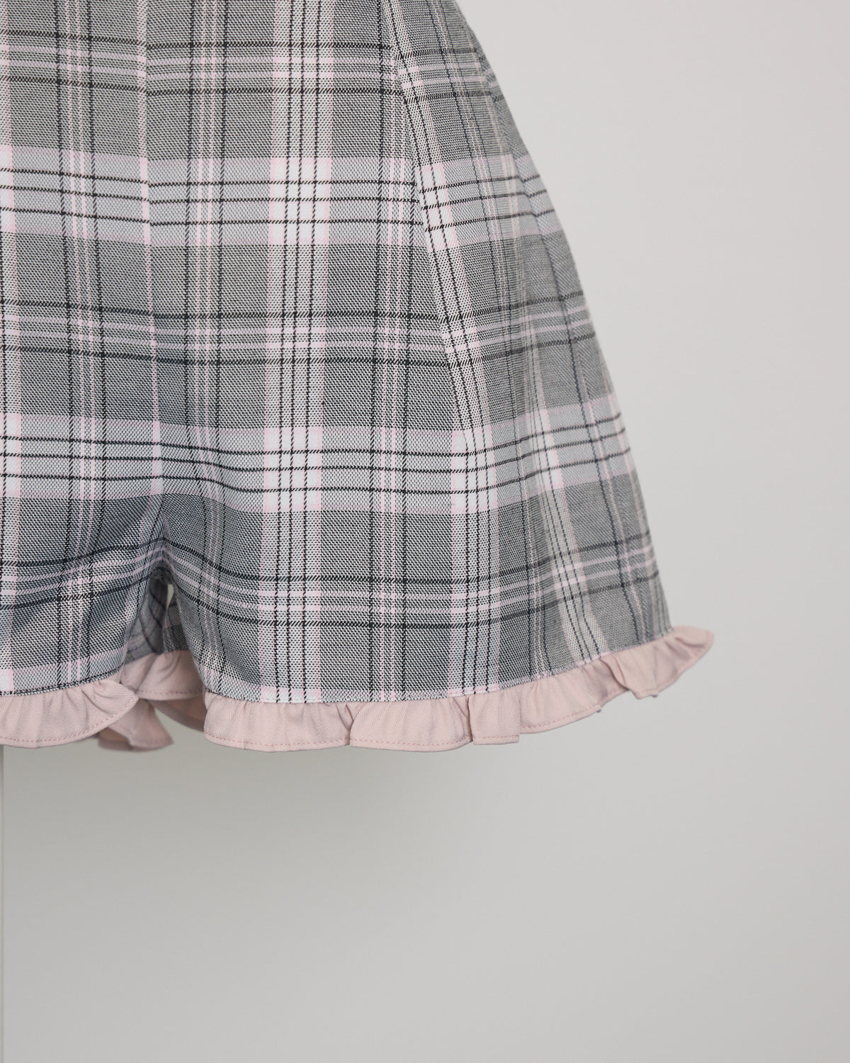 ネクタイ付きプリーツ半袖セットアップ