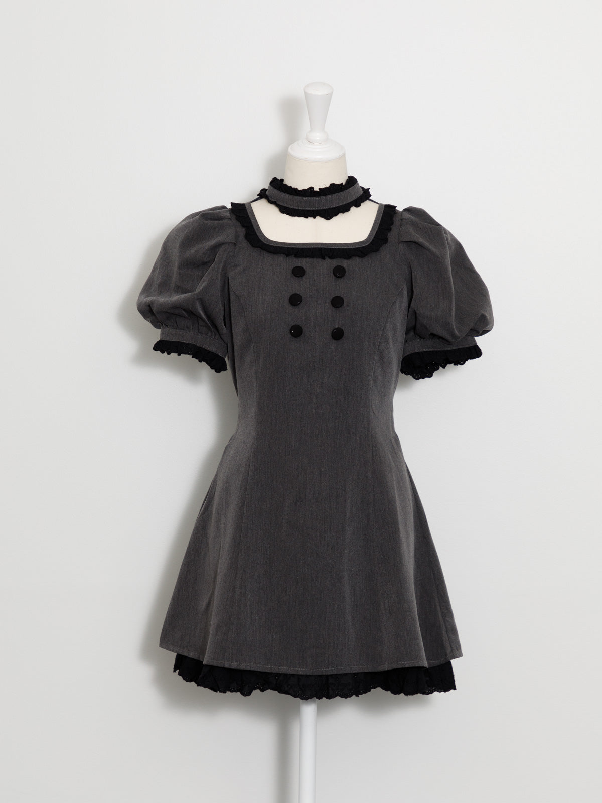 カラー:チャコール