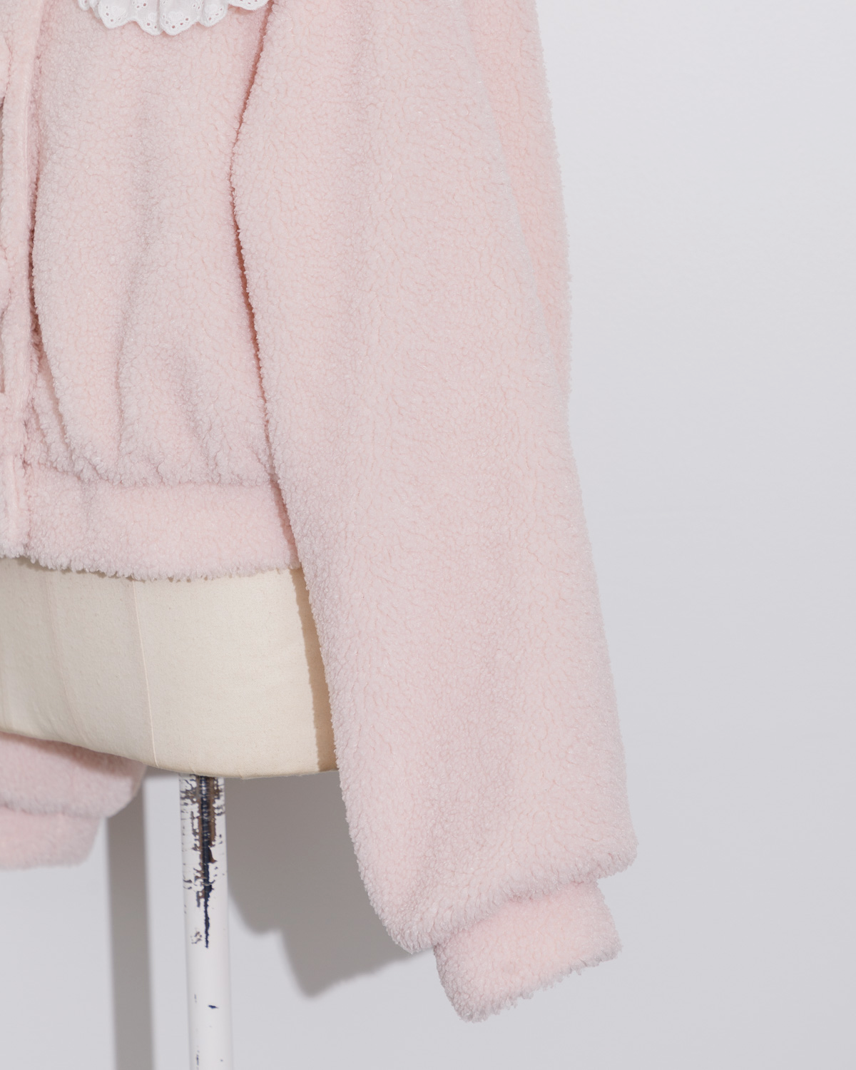 フリルカラーショートボアコート