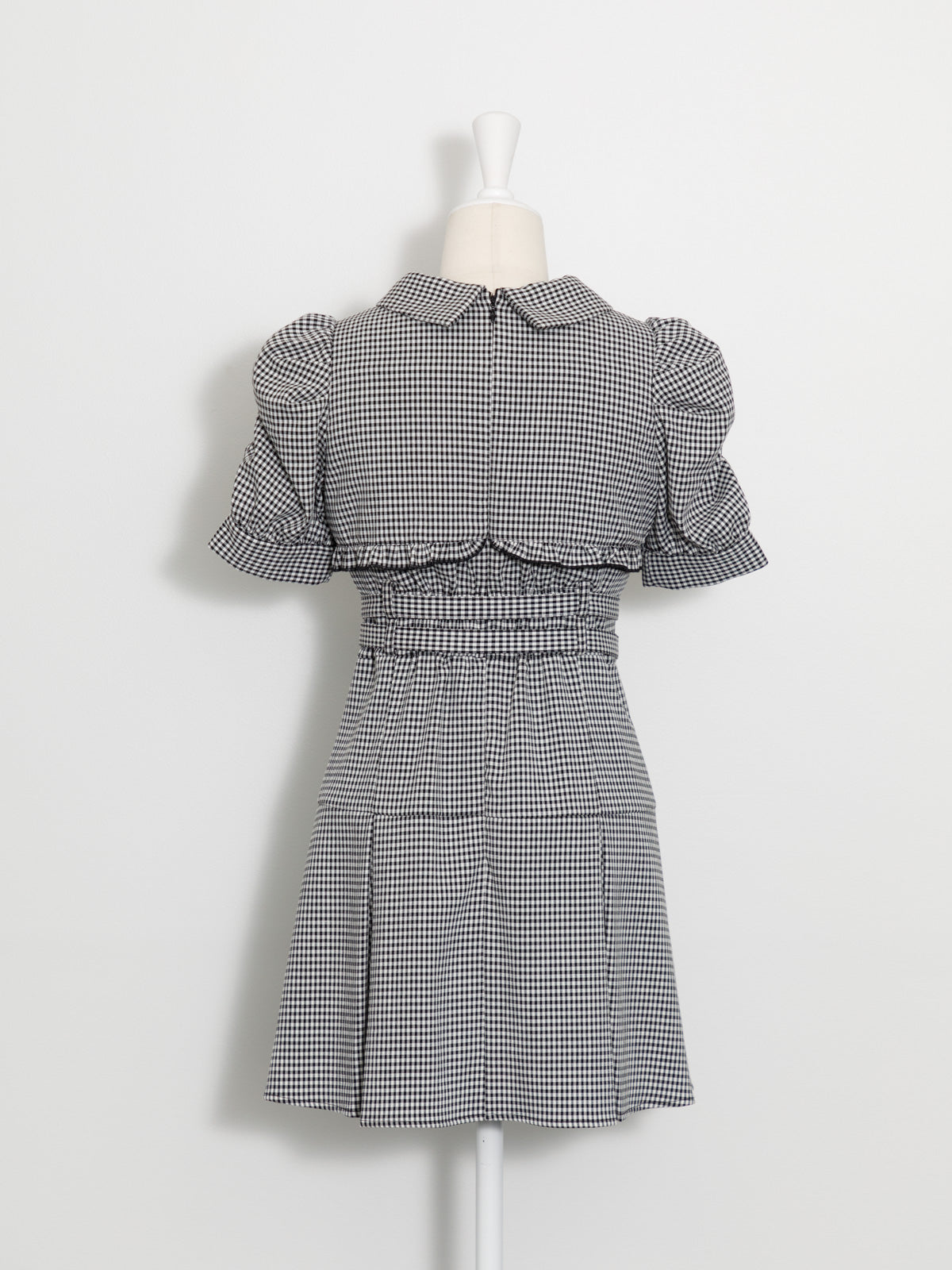 ダブルベルトカットアウトワンピース