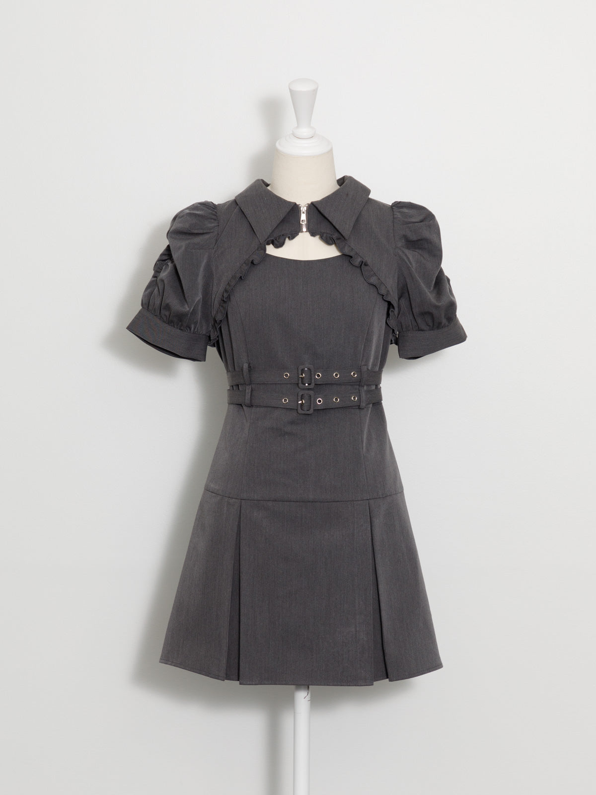 カラー:チャコール