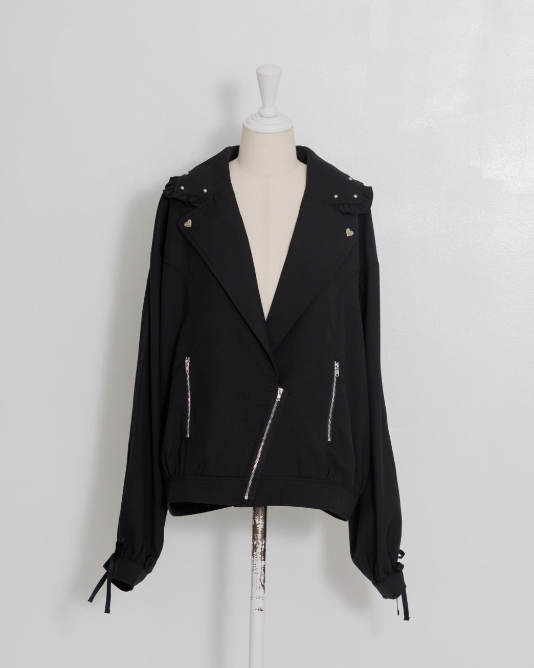 カラー:ブラック