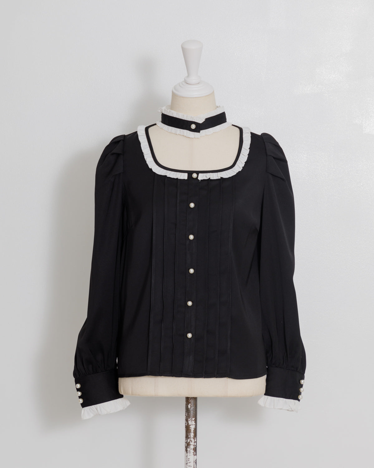 カラー:ブラック