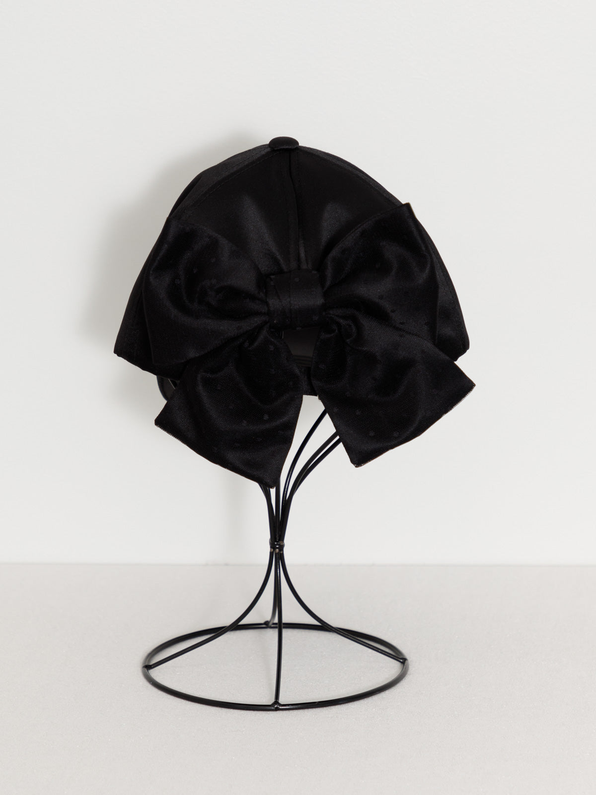 バックリボンサテンキャップ