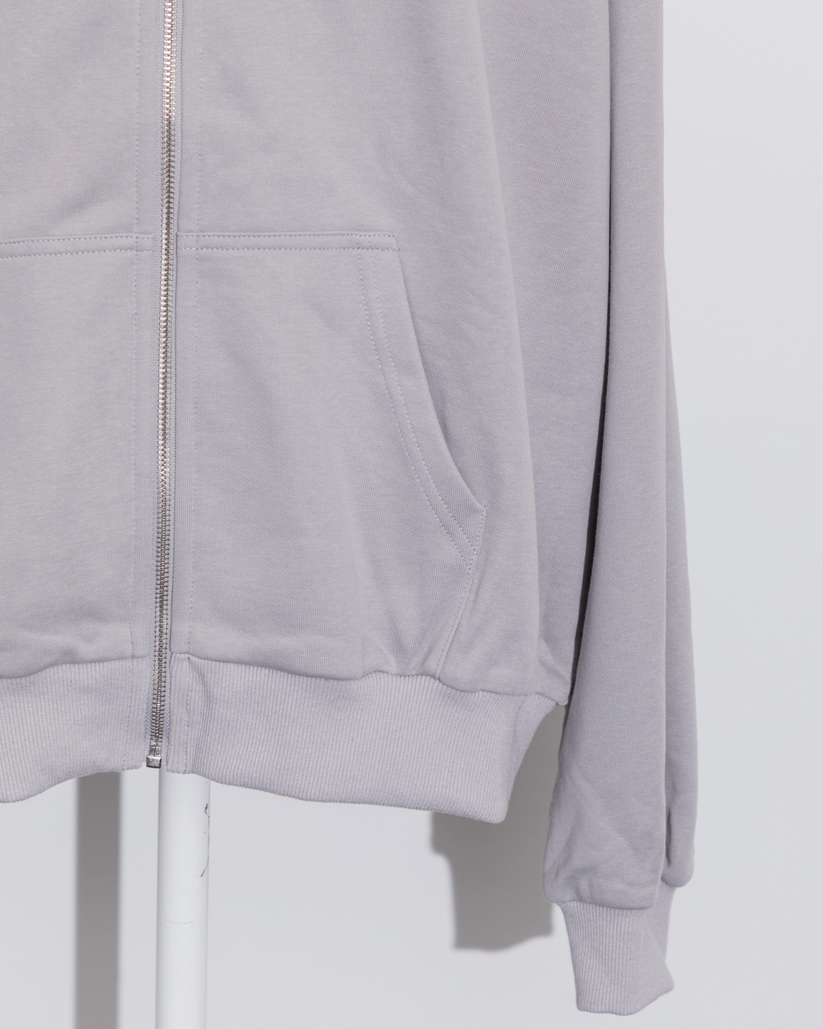 pium bunny go round オーバーサイズジップパーカー