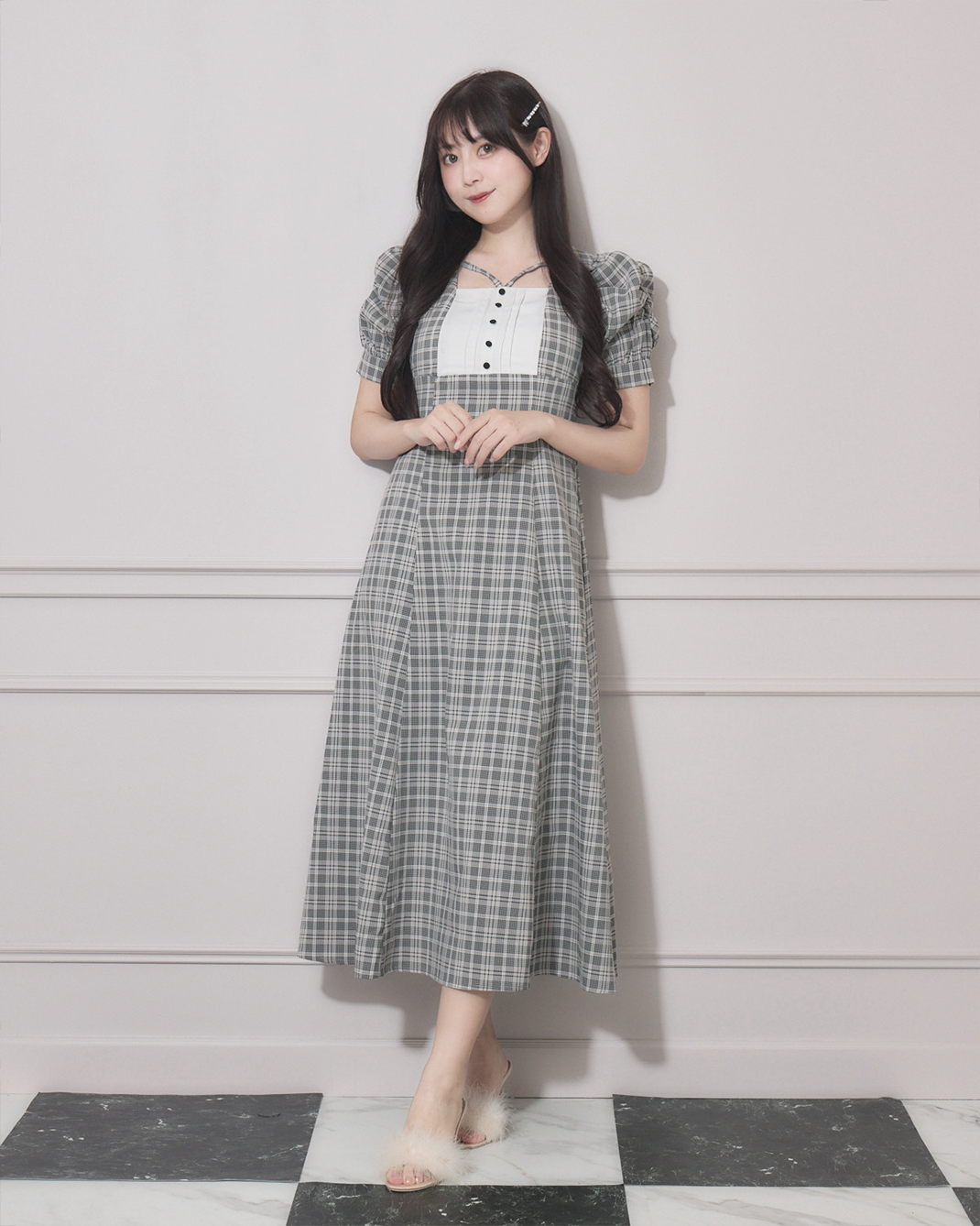 ピウム　pium ベロアリボンドールワンピース　グレーチェック ベロアリボンドールワンピース – pium
