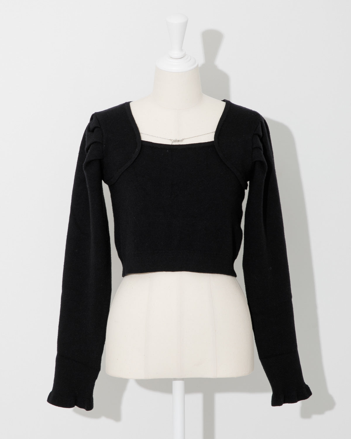 カラー:ブラック