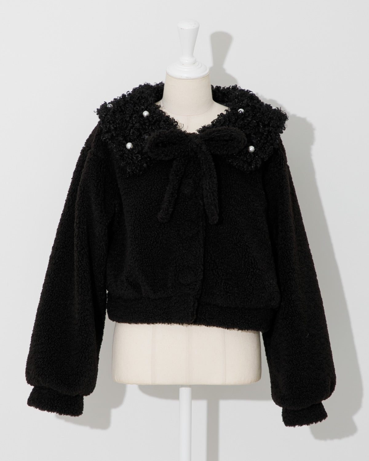 カラー:ブラック