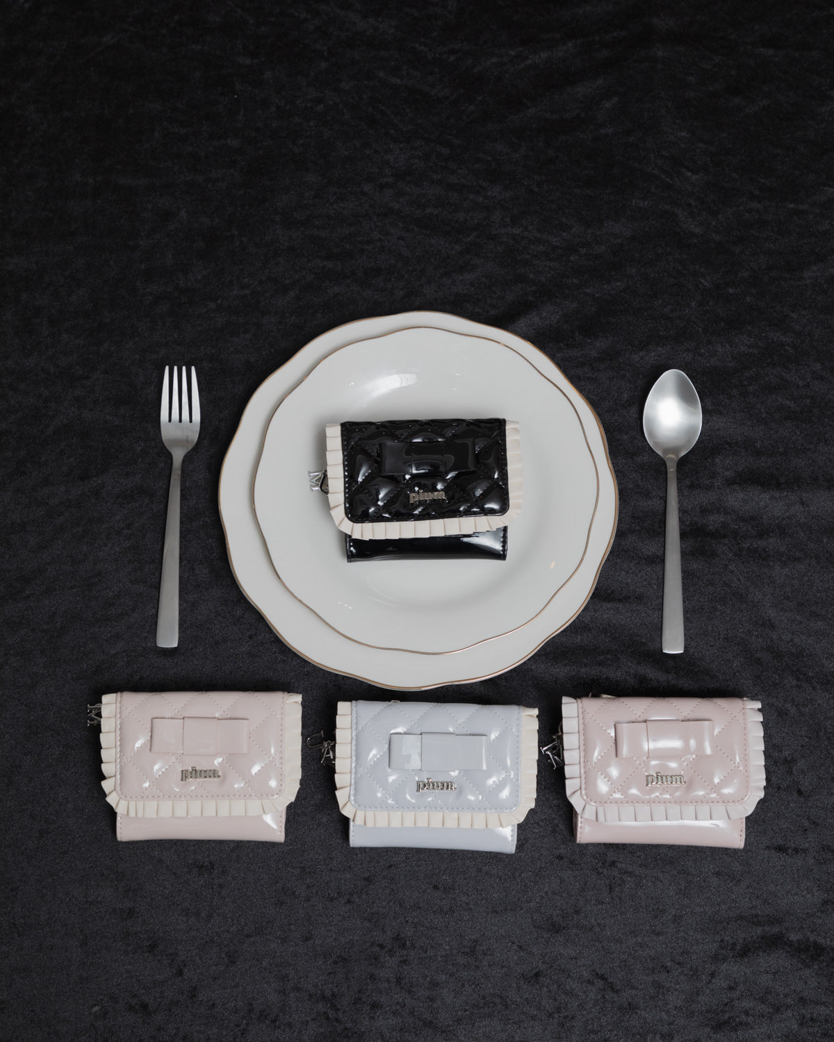 エナメルリボンキルティングミニウォレット