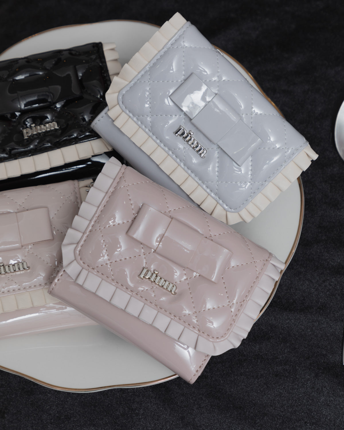 エナメルリボンキルティングミニウォレット