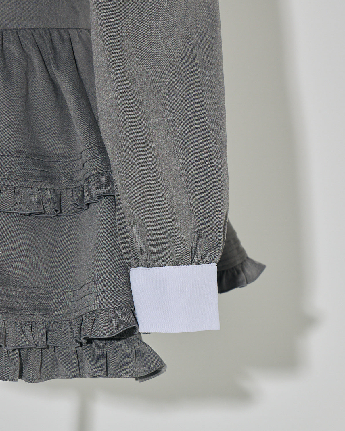 フリルリボン襟付きセットアップ