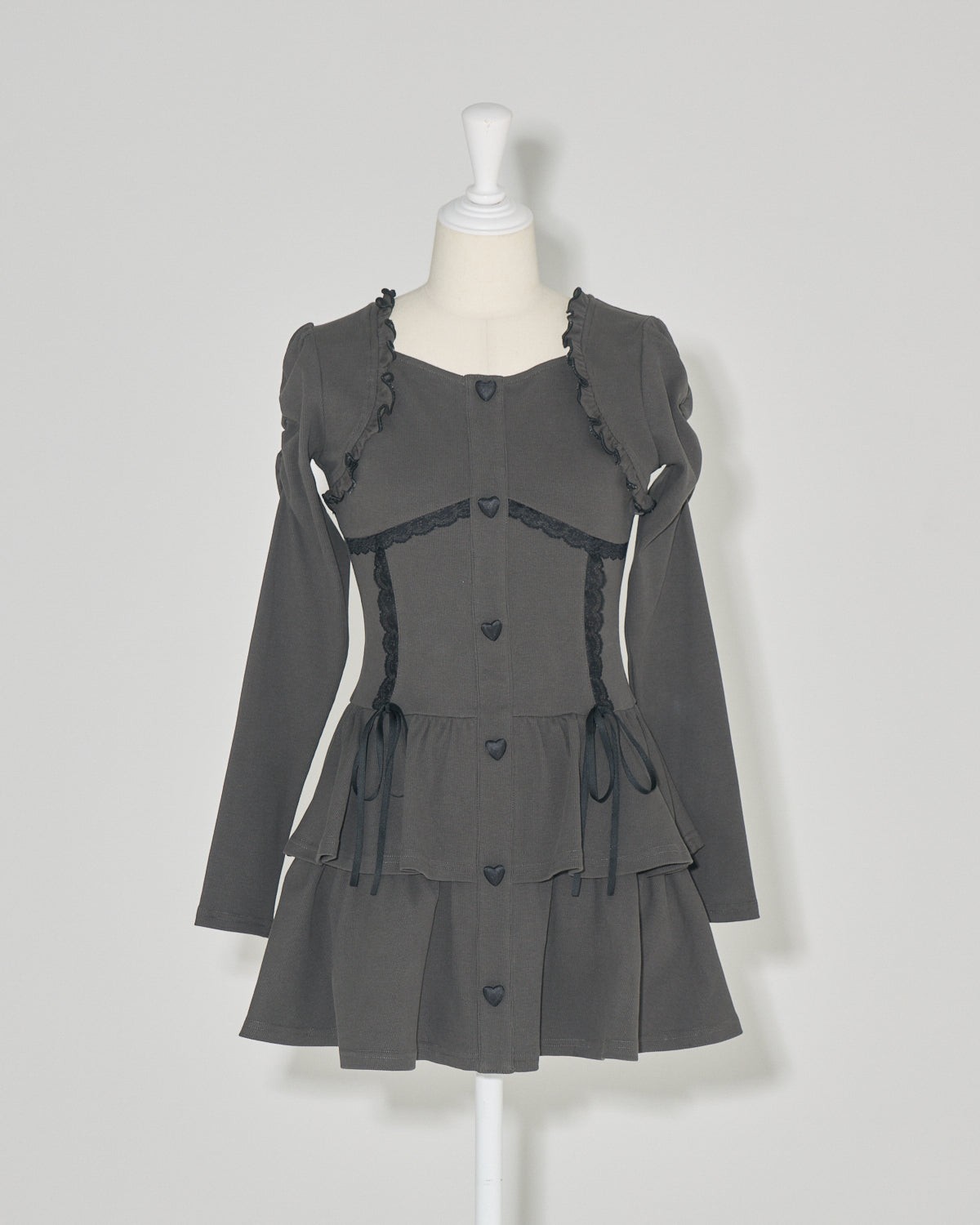 カラー:チャコール