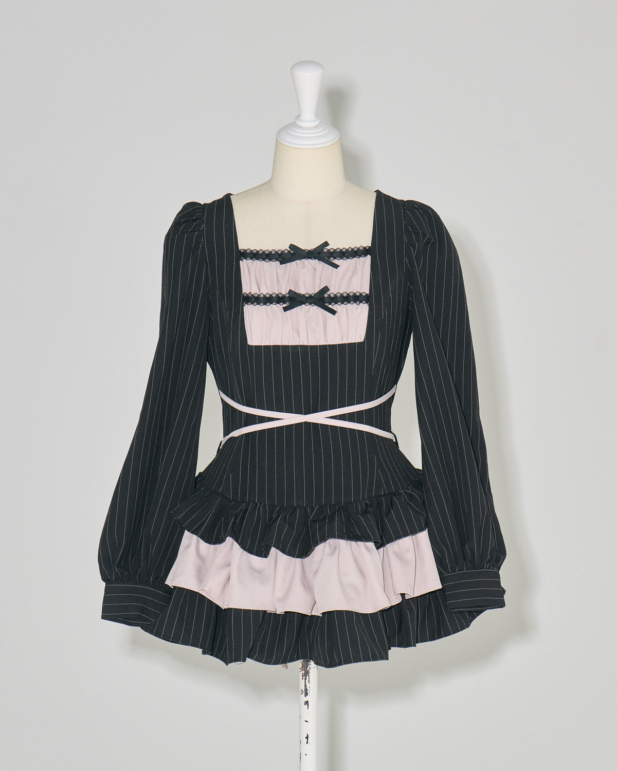 カラー:ブラックストライプ