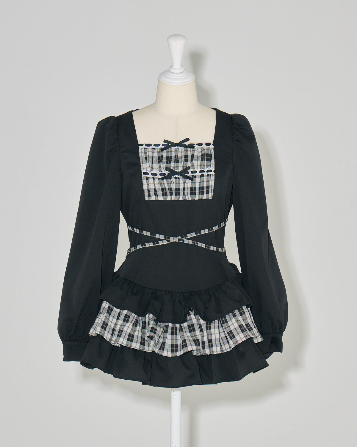 カラー:ブラック