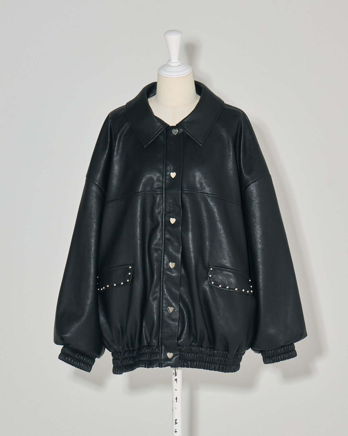 カラー:ブラック