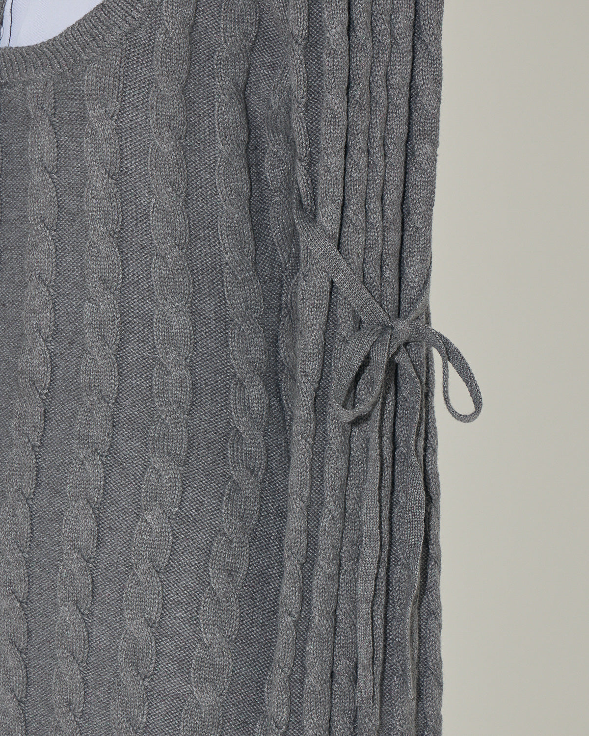 レイヤードケーブルニットワンピ