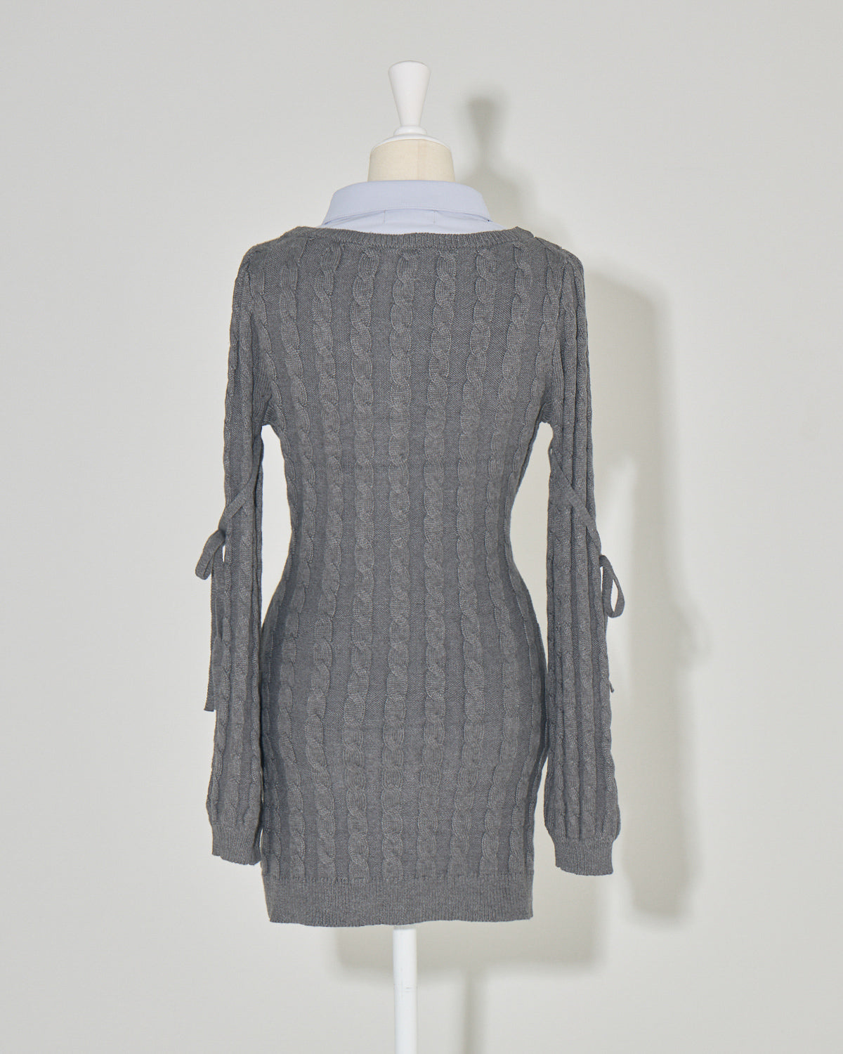 レイヤードケーブルニットワンピ