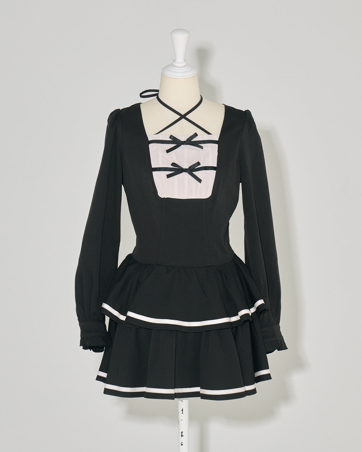 カラー:ブラック