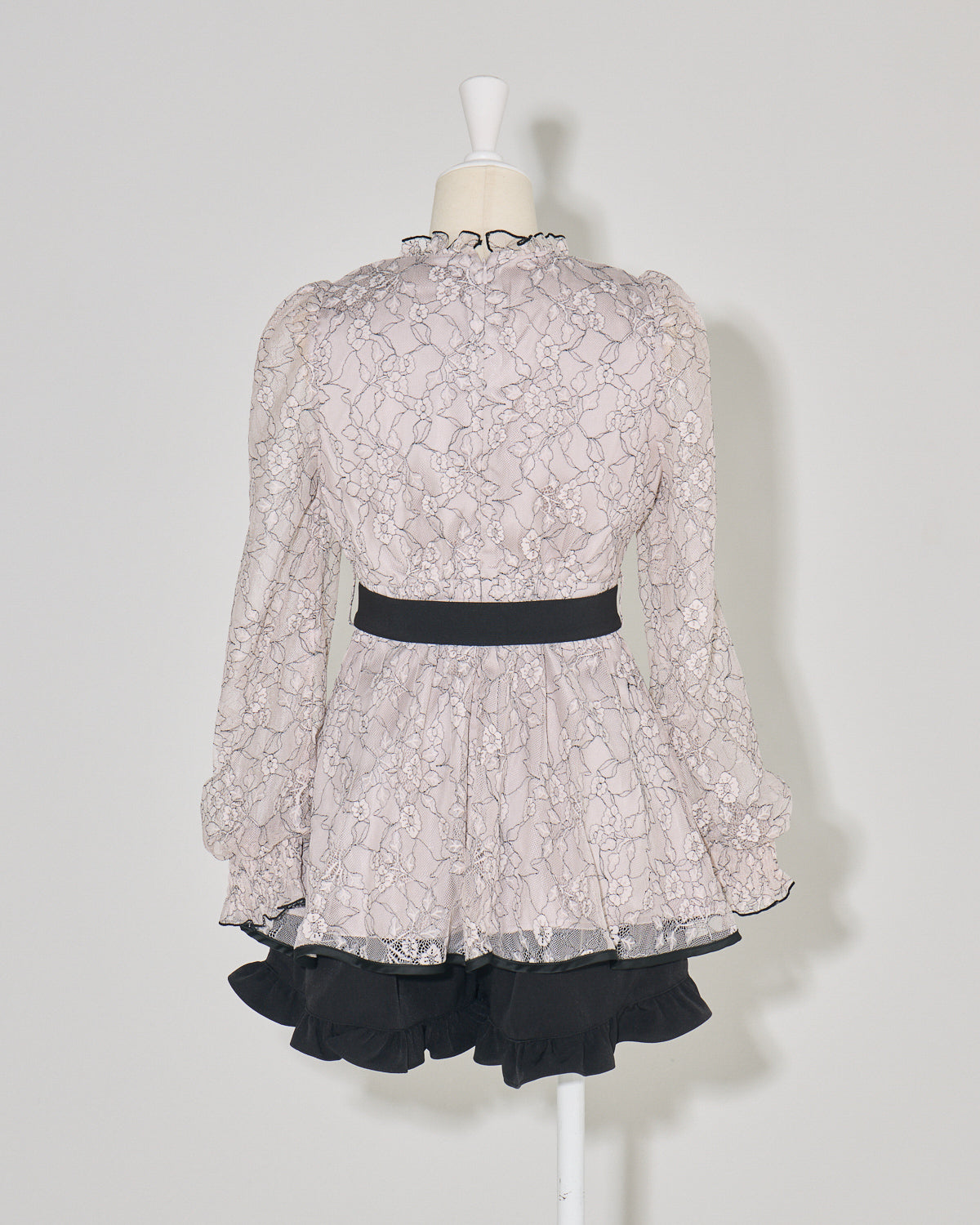 レースケープフリル長袖セットアップ