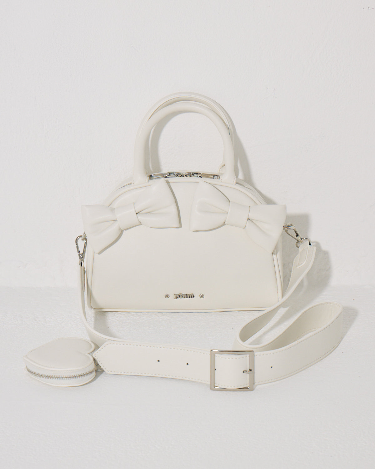 カラー:アイボリー