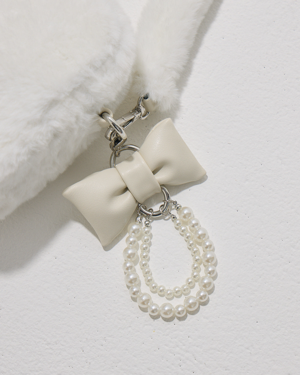 チャーム付き2wayファーバッグ