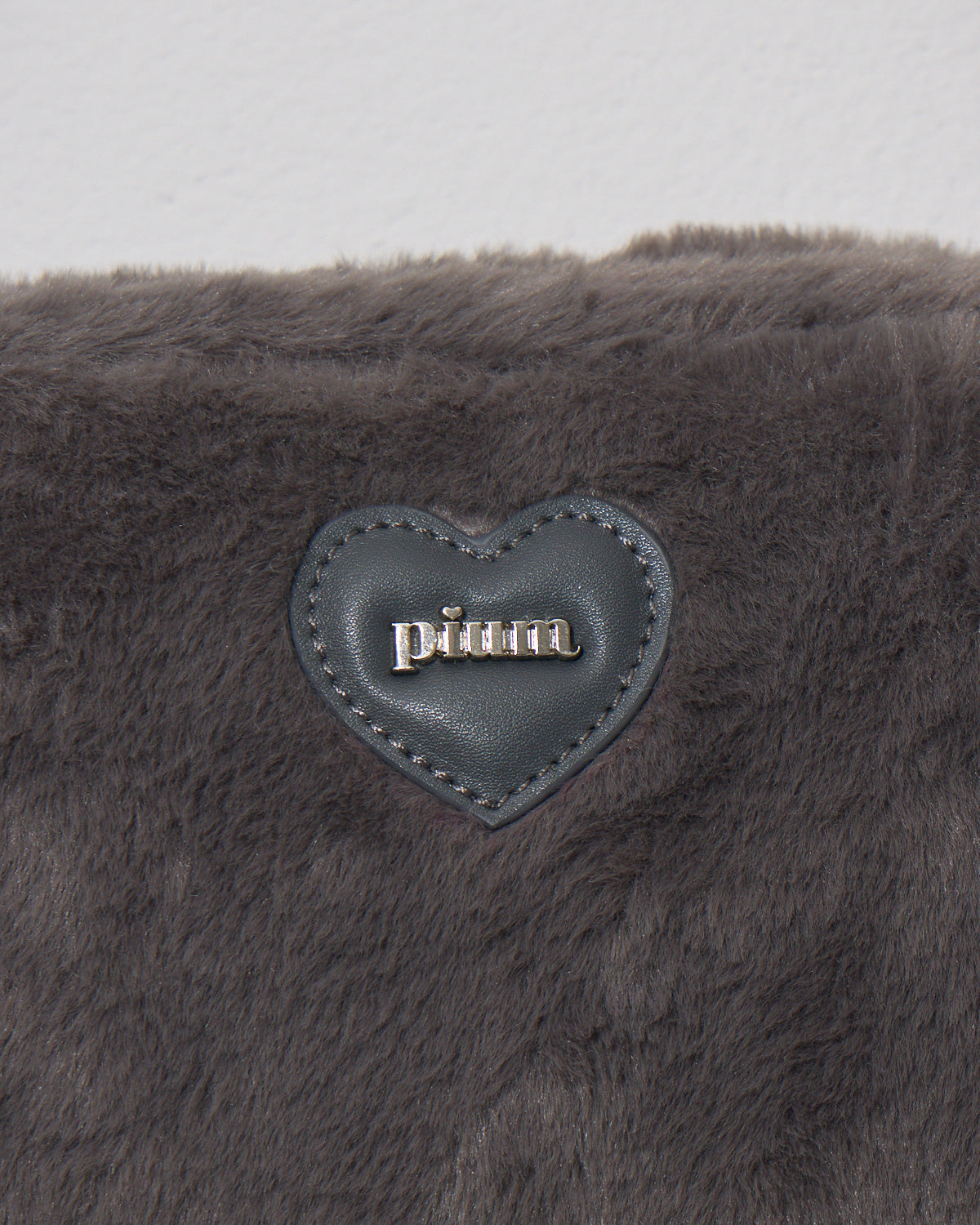 チャーム付き2wayファーバッグ