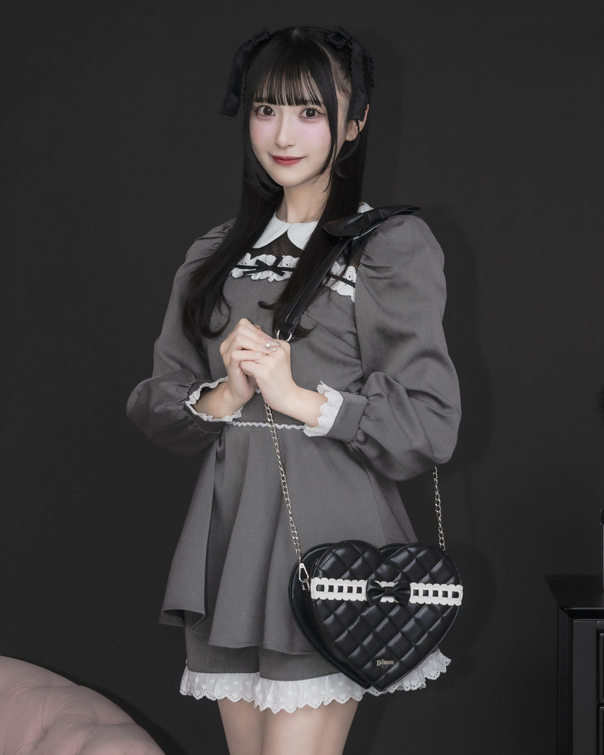 着用カラー:ブラック