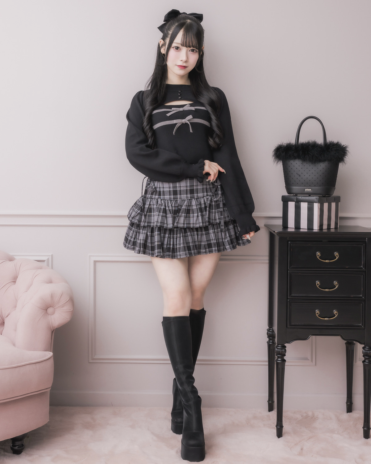 モデル身長:155cm/着用カラー:ブラック