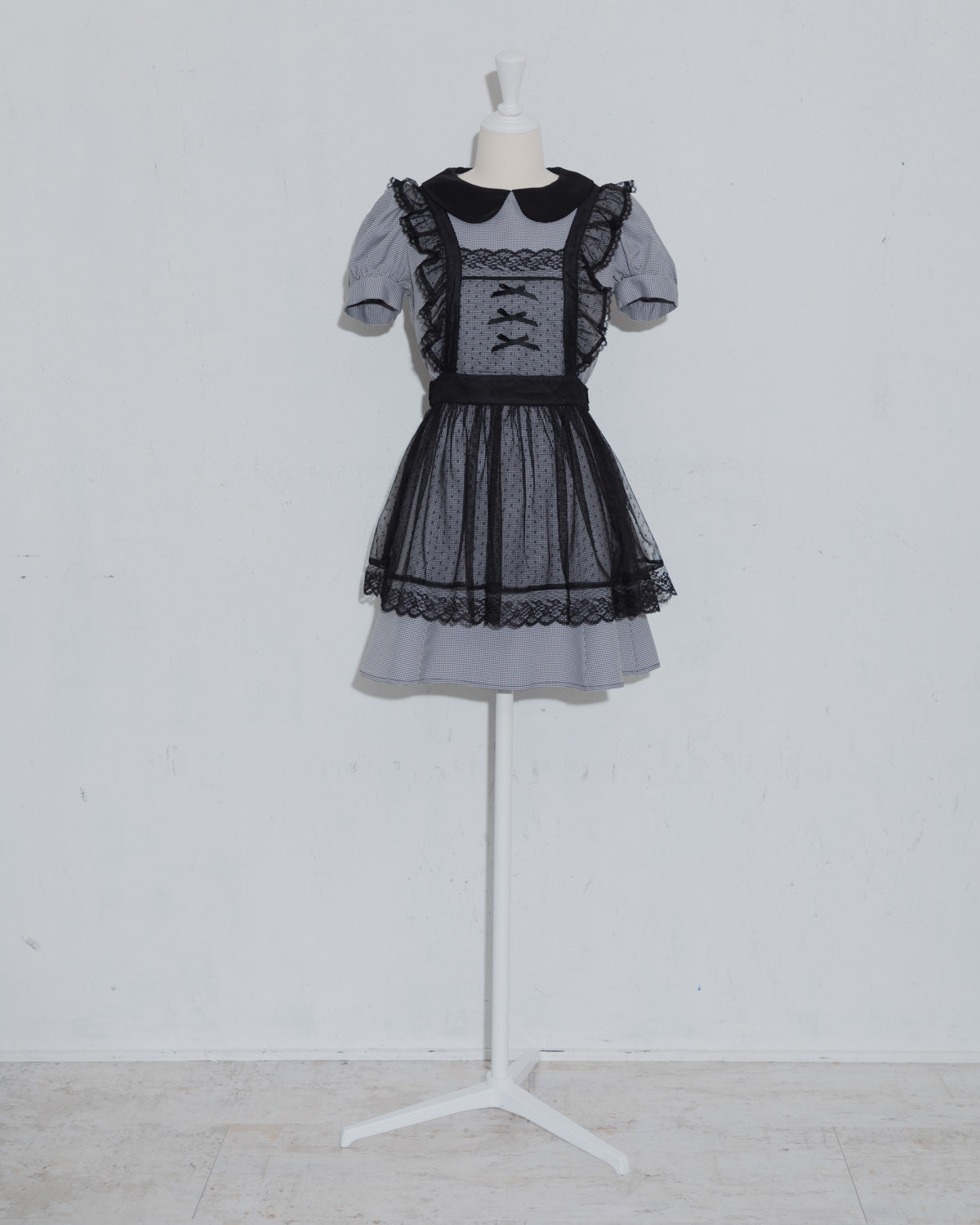 チュールエプロン付きドーリーミニワンピ