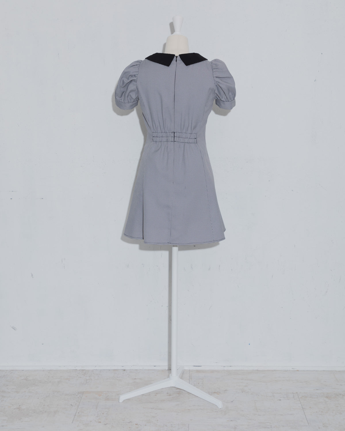 チュールエプロン付きドーリーミニワンピ