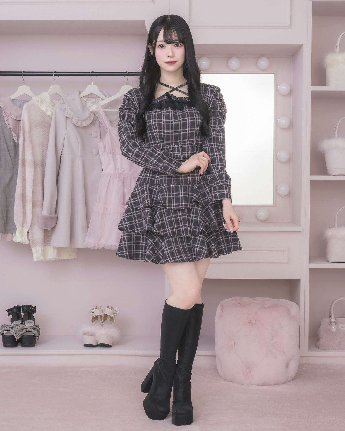 モデル身長:155cm/着用カラー : ブラックチェック