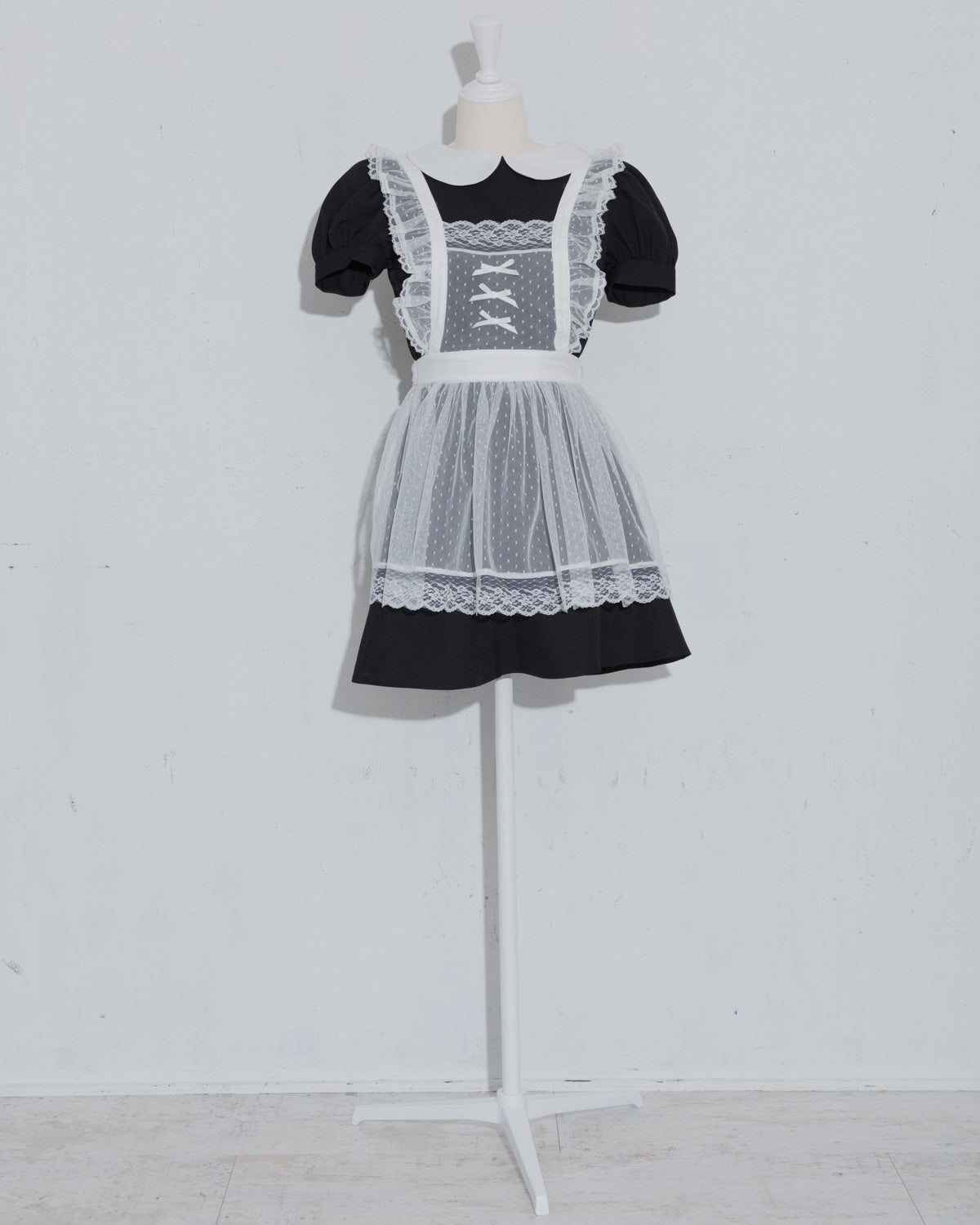 チュールエプロン付きドーリーミニワンピ