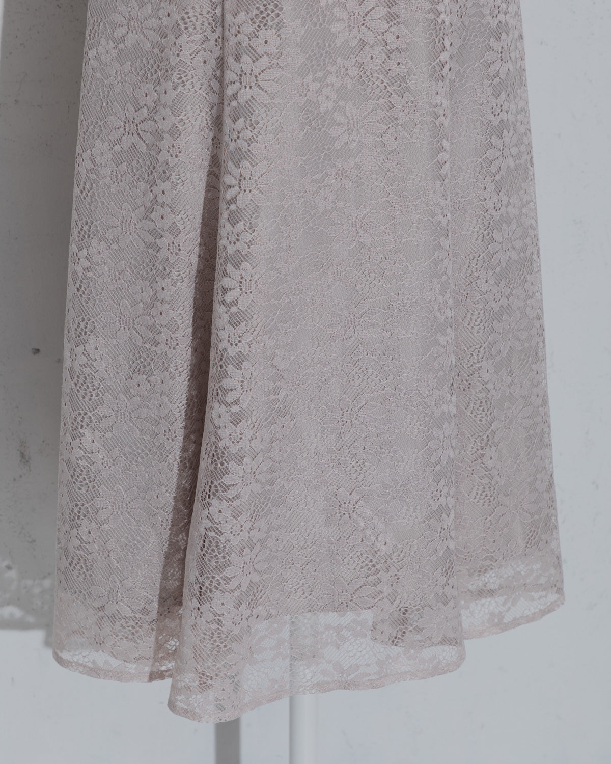 ラウンドフリル総レースロングワンピ