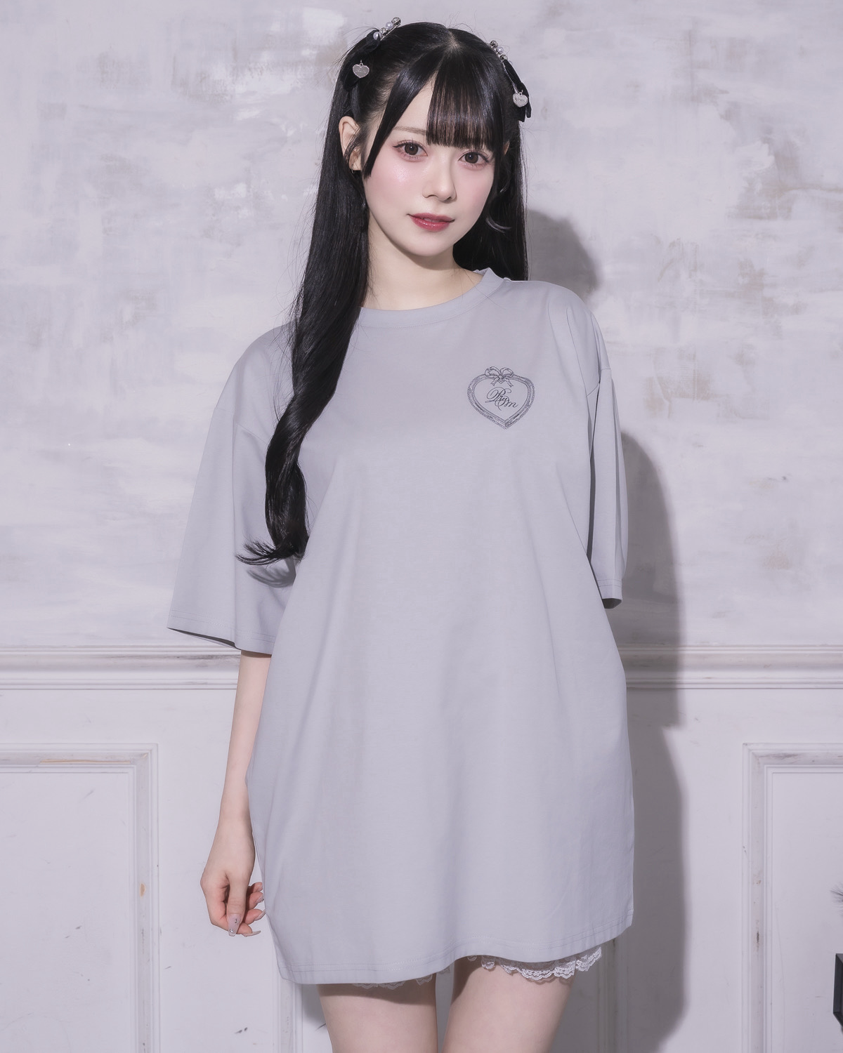 モデル身長:155cm/着用カラー : ブルーグレー