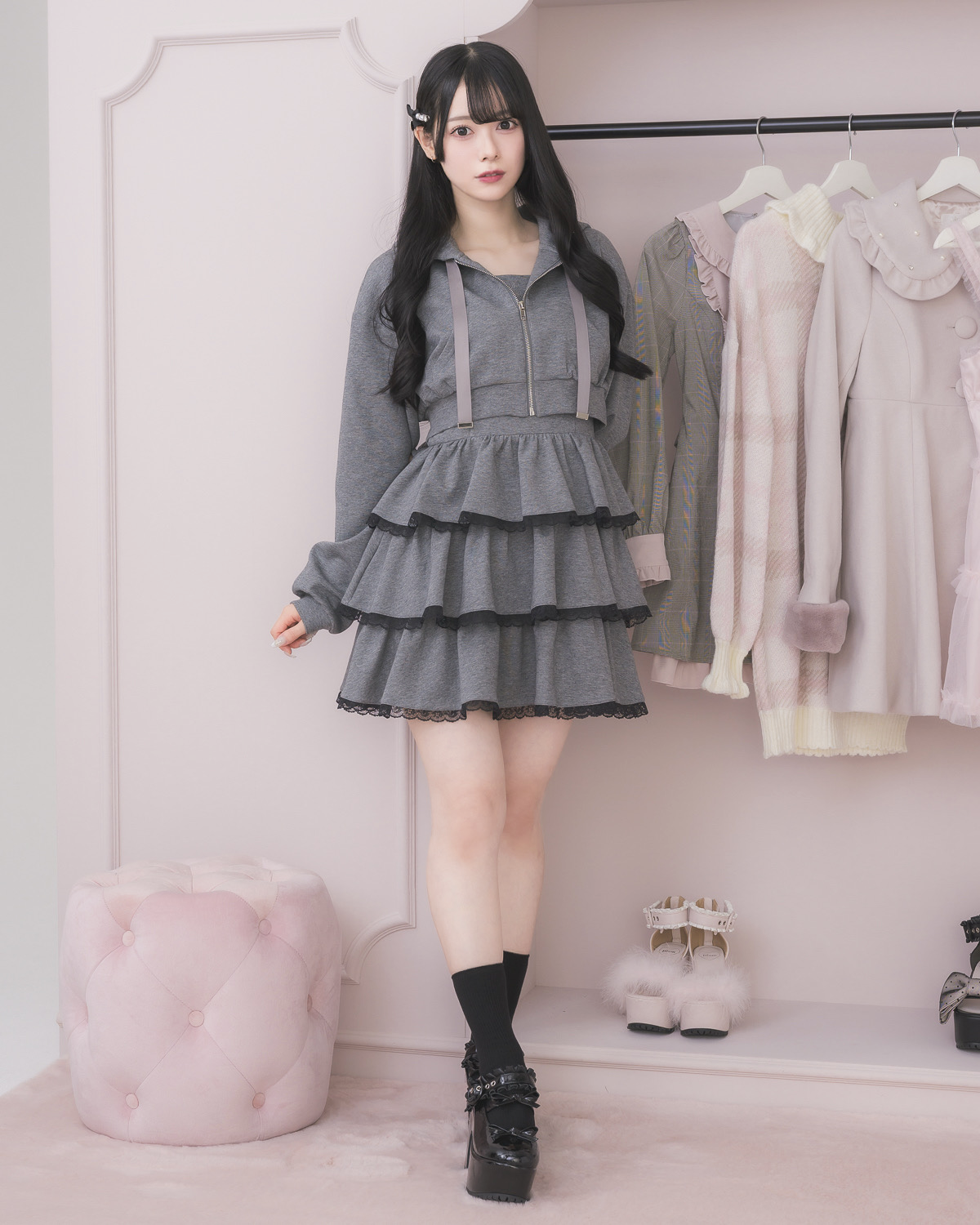 モデル身長:155cm/着用カラー : グレー