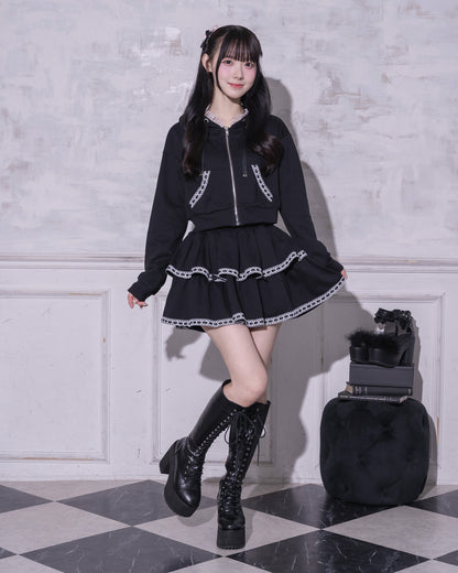 モデル身長：159cm/着用カラー：ブラック×ホワイト