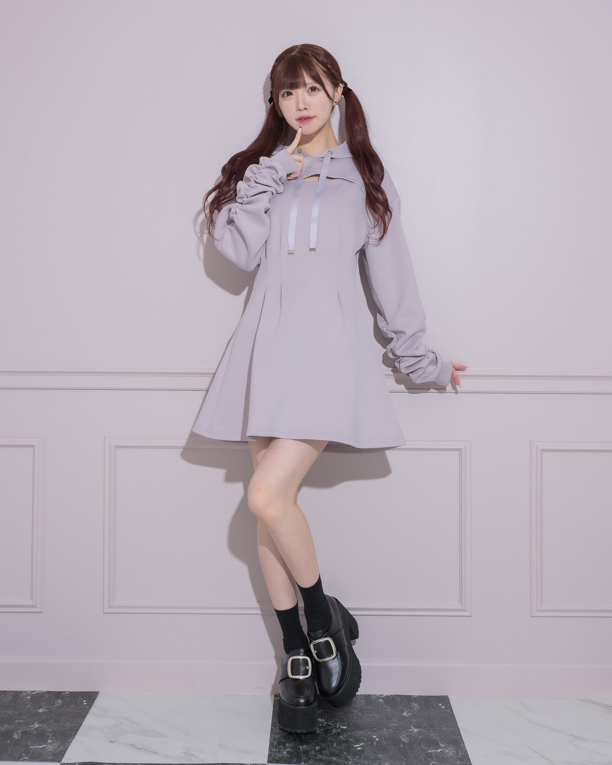 カットアウトボンディングパーカーワンピ