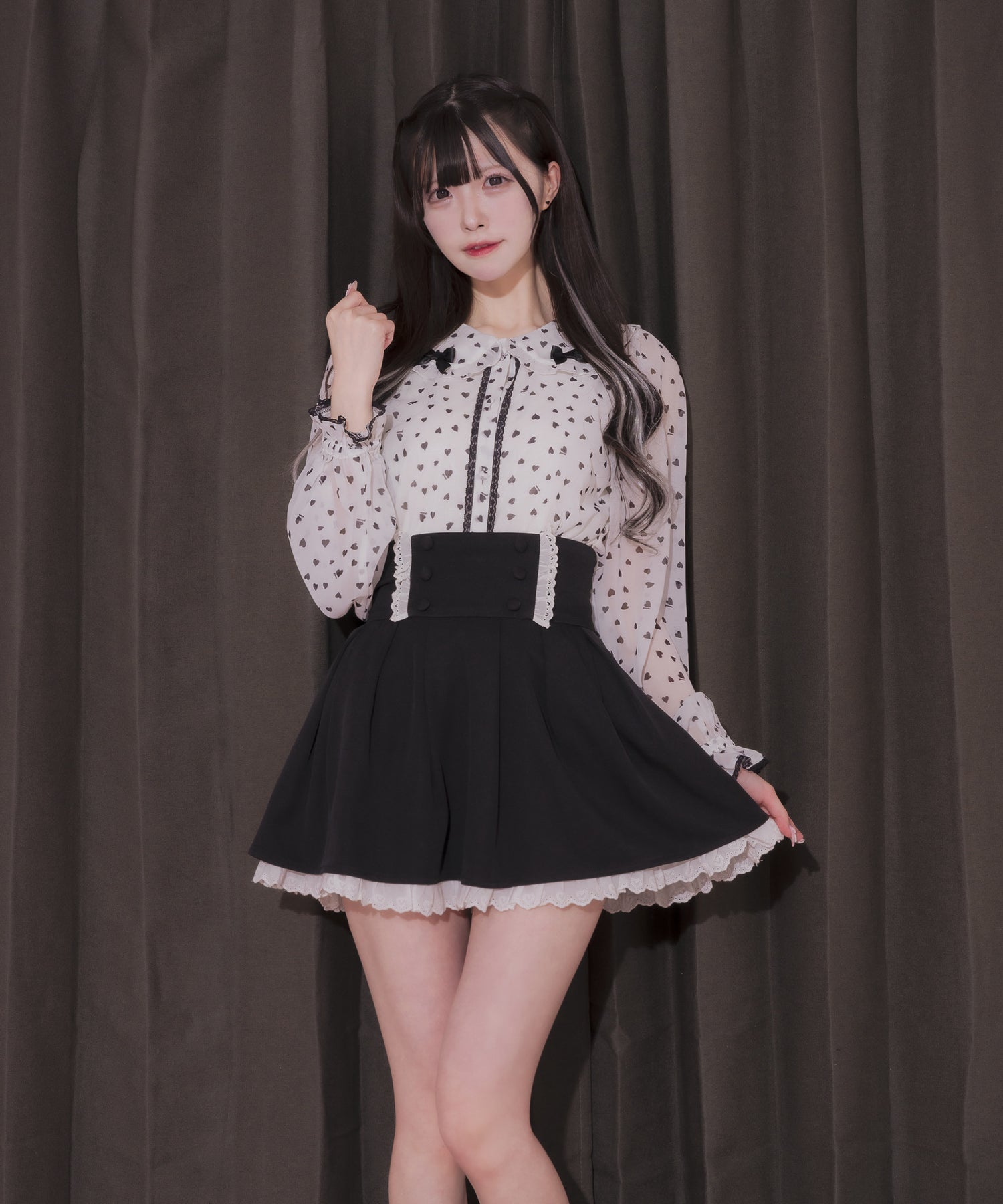 モデル身長:161cm/着用カラー:ブラック