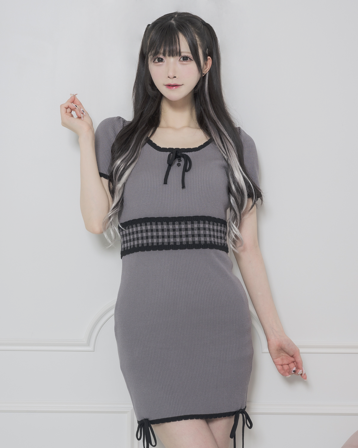 モデル身長:161cm/着用カラー:グレー