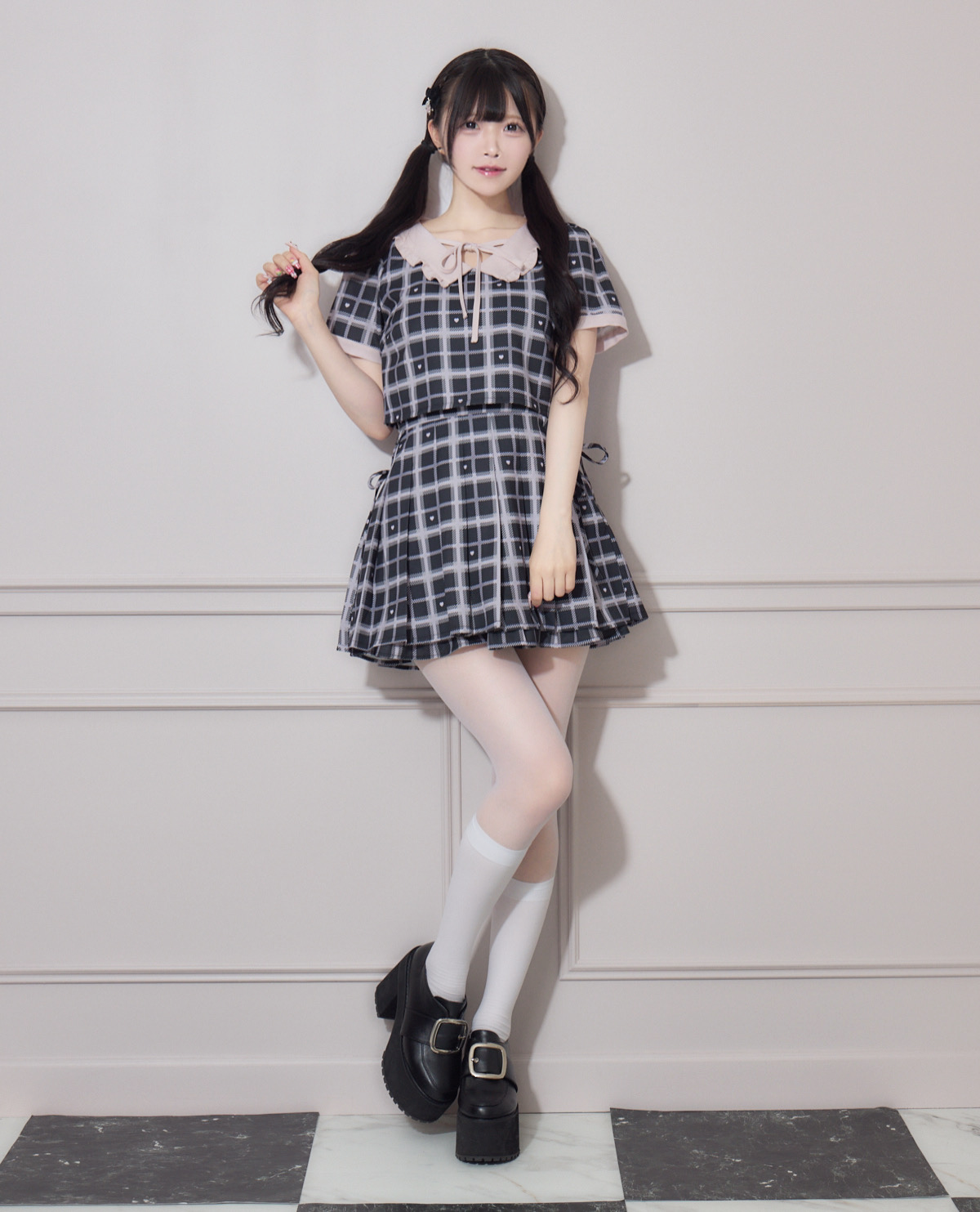 モデル身長:161cm/着用カラー:ブラック