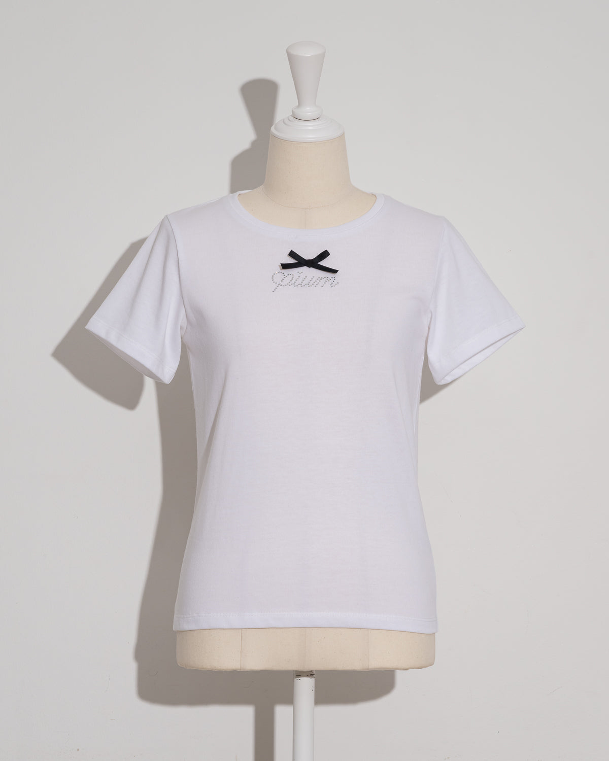 カラー:ホワイト