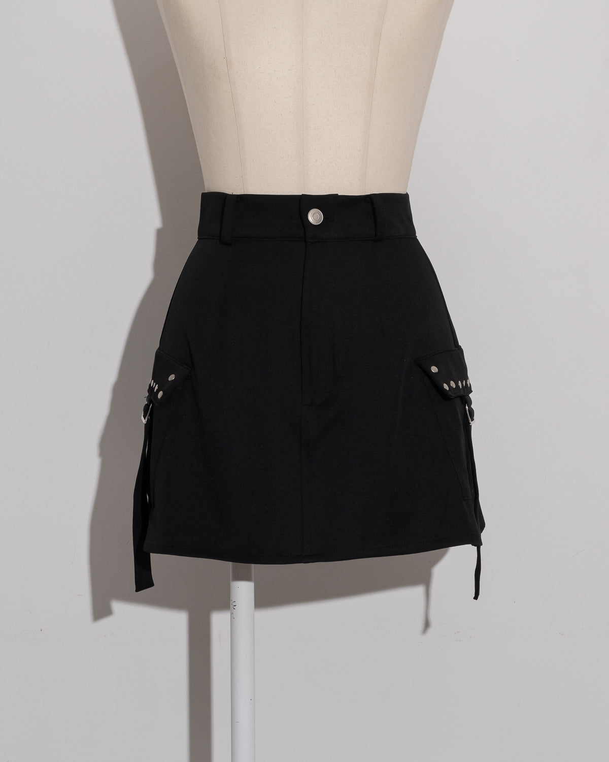 カラー:ブラック