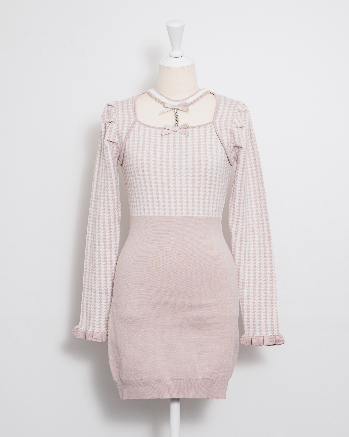 カラー:ピンク×ホワイト