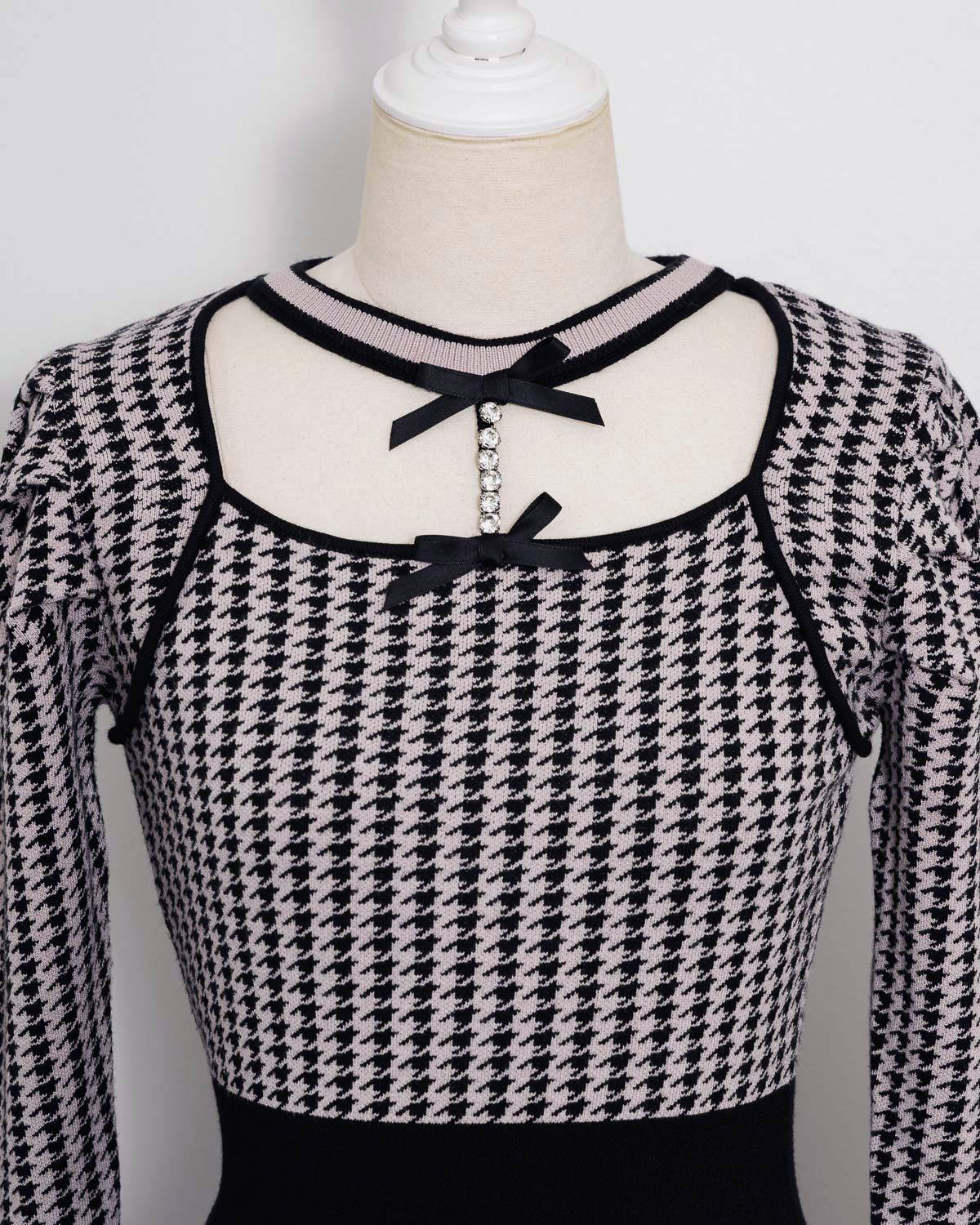 ビジューチョーカーニットワンピース