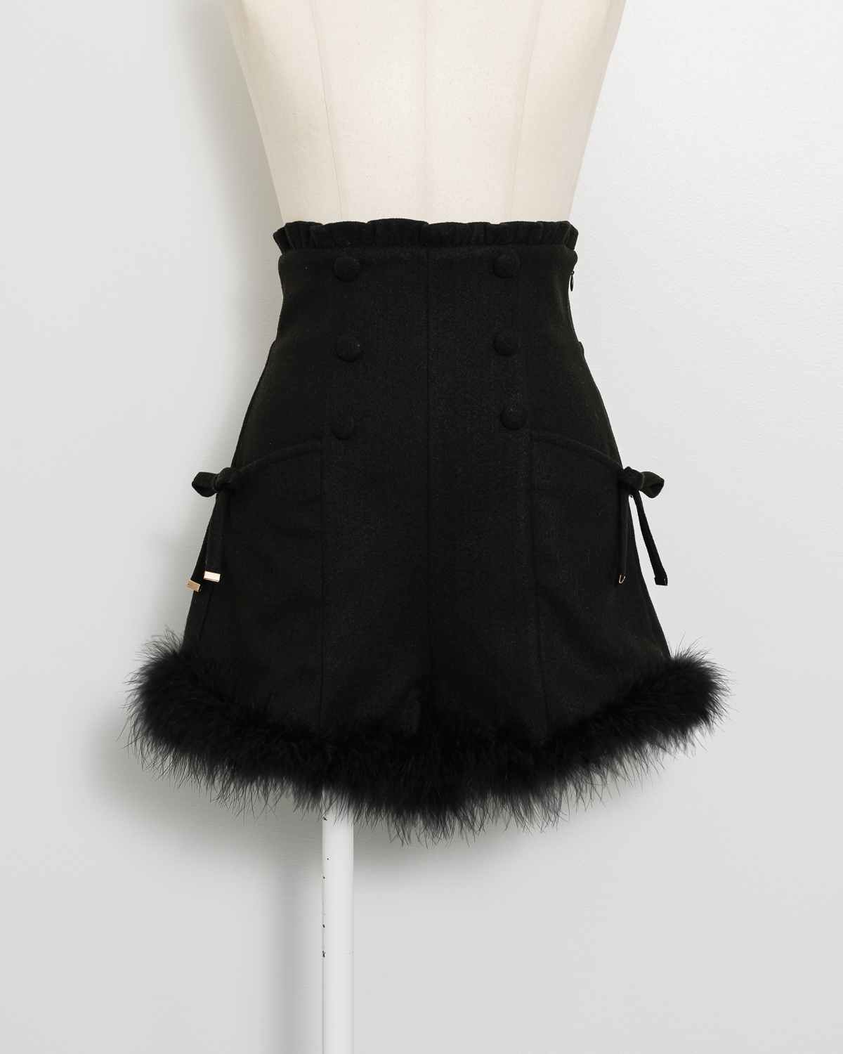 ♡ハイウエストファーショートパンツ♡ pium ピウム ブラック ハイウエストファーショートパンツ – pium