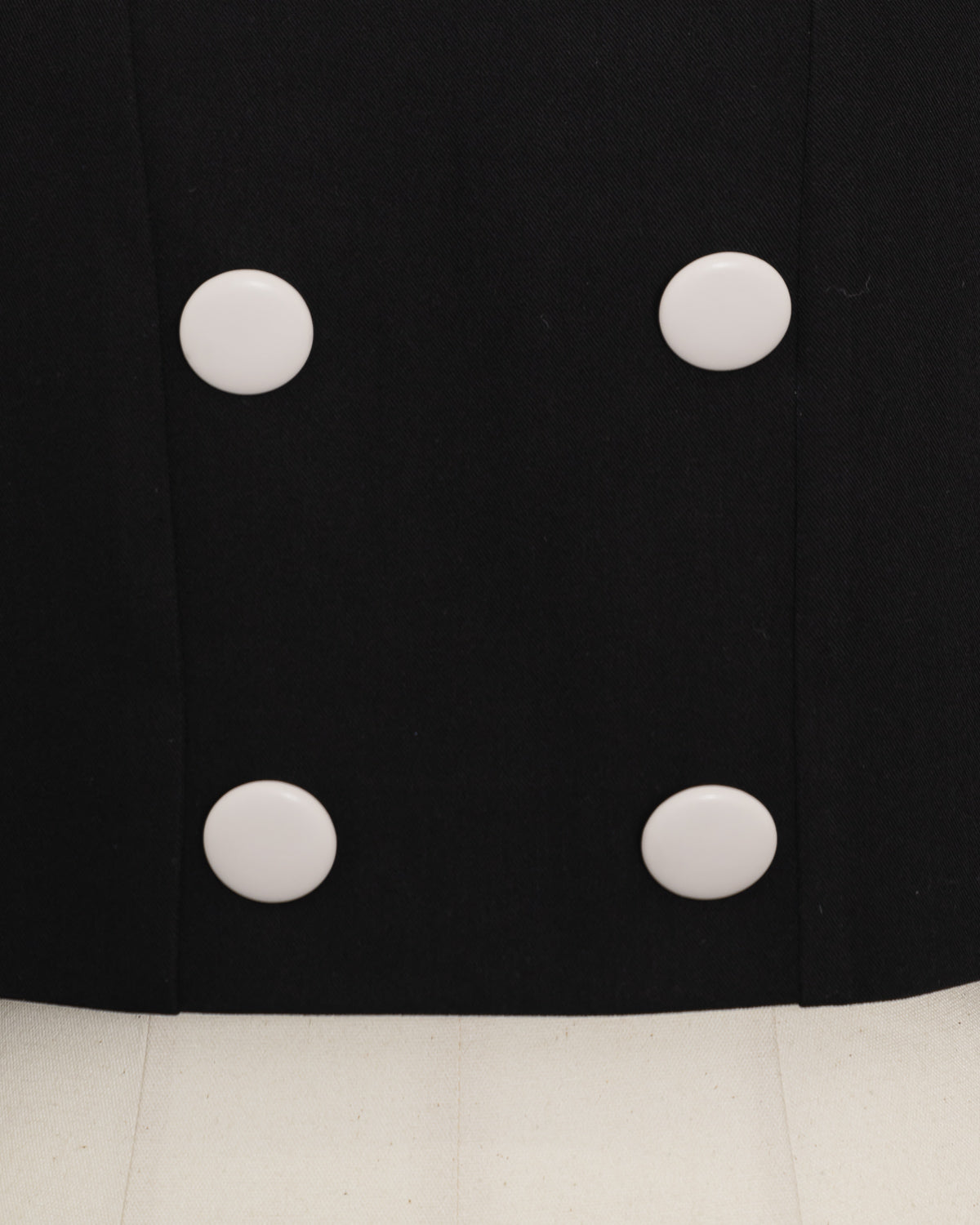 チョーカーベルトフリルトップス