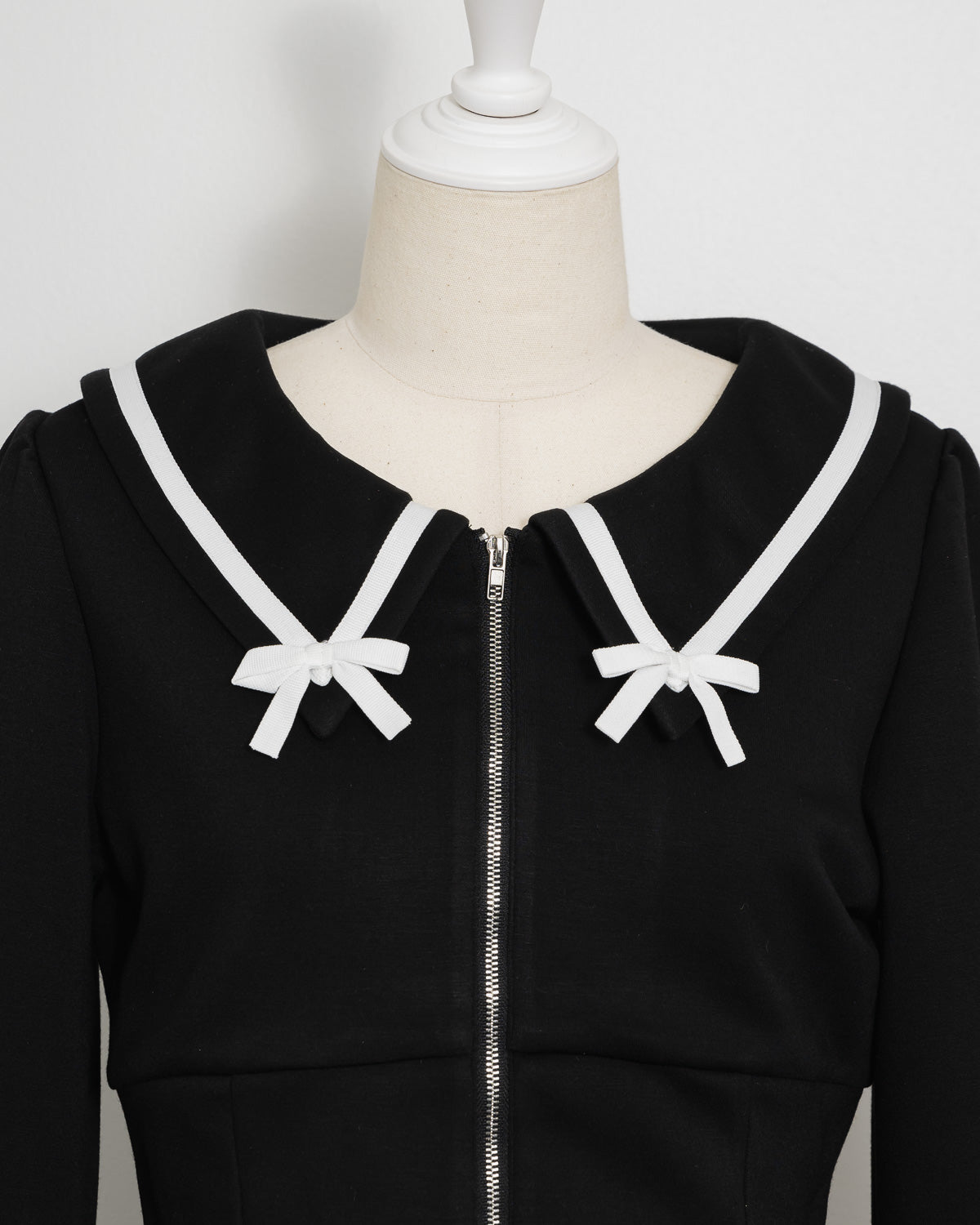 リボンカラースウェットセットアップ